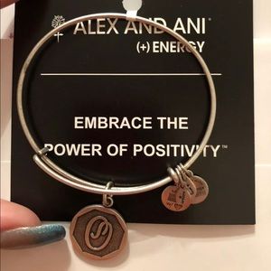 22-8Alex and Ani brushes silver O bangle.